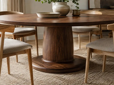 How to Select Dining Chairs for a Round Table